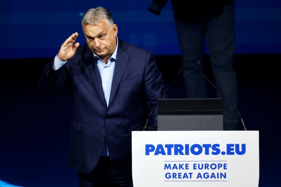 Премьер-министр Венгрии Виктор Орбан принял участие в съезде крайне правых партий ЕС в Мадриде. | Фото: SERGIO PEREZ/EPA/TASS