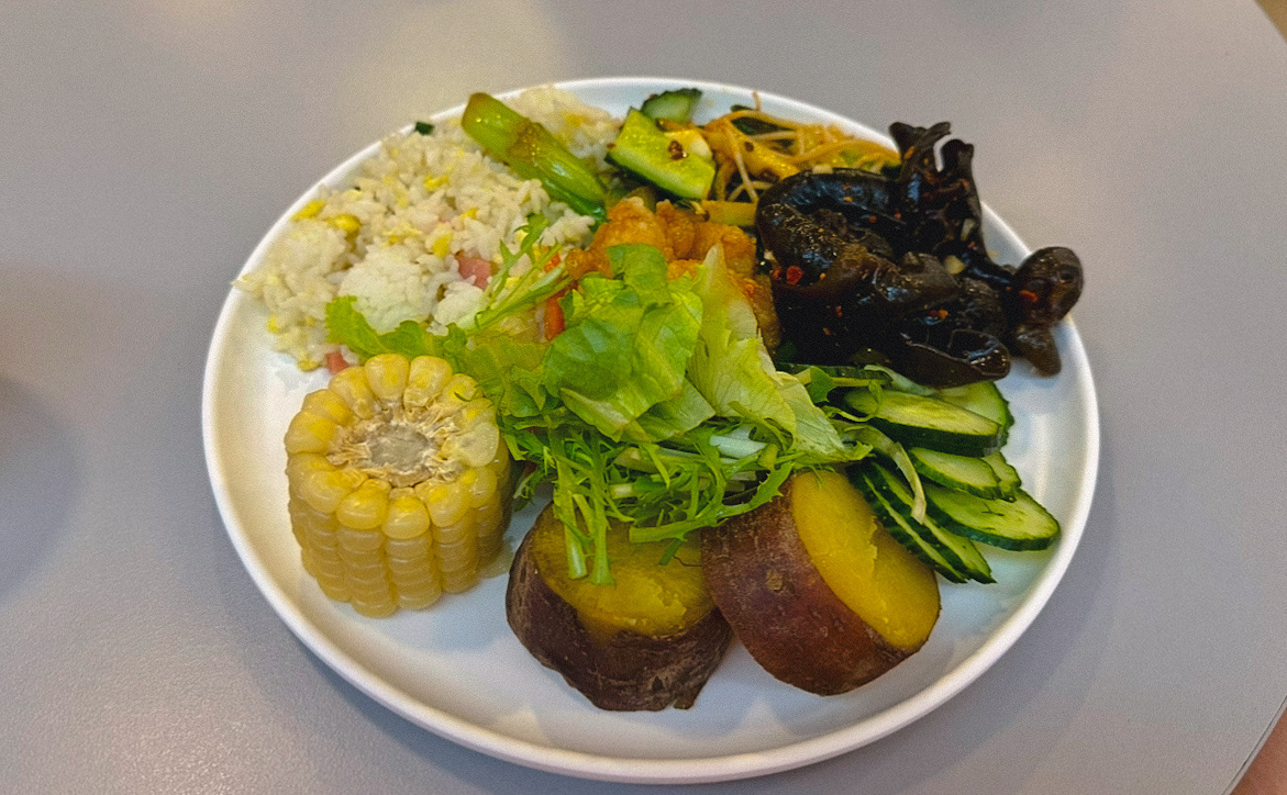 Обязательно брала батат. Обожаю его, хотелось наесться, а покупать не хотелось