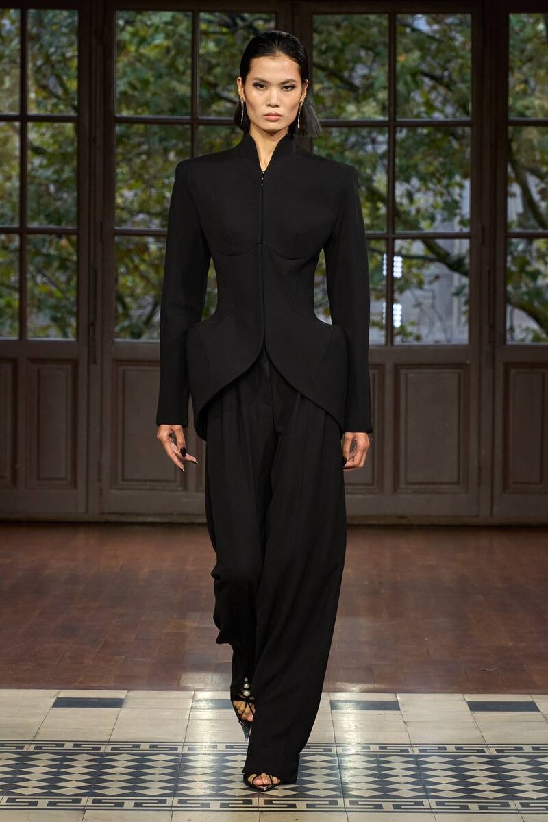 Mugler