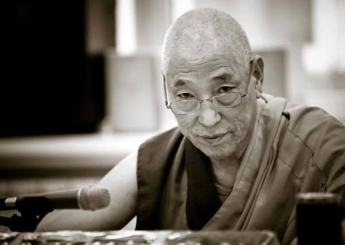    Умер основатель дацана Ринпоче Багша в Улан-Удэ Доржечанг Еше Лодой Ринпоче