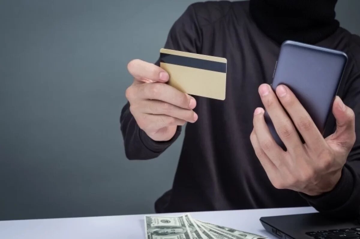    Воронежского специалиста по информационным ресурсам развели на 860 тыс. руб