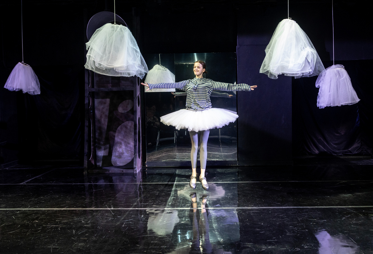 "Позищение эС", Театр Моссовета, фото Е. Лапиной 