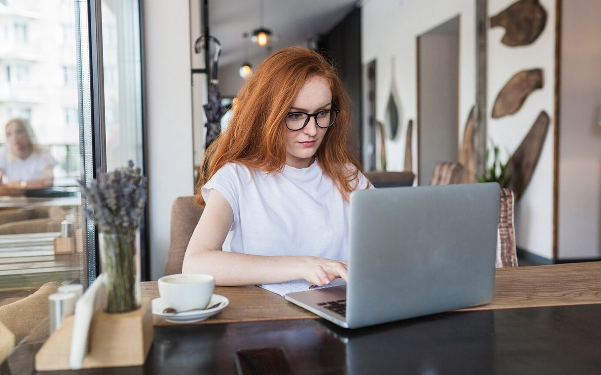    18% компаний в Липецке пользуются услугами самозанятых Freepik