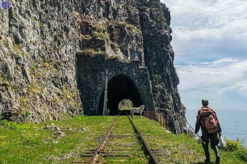 80 км пешком по Кругобайкалке, встретил коней в тоннеле: Шарыжалгай-Шабартуй