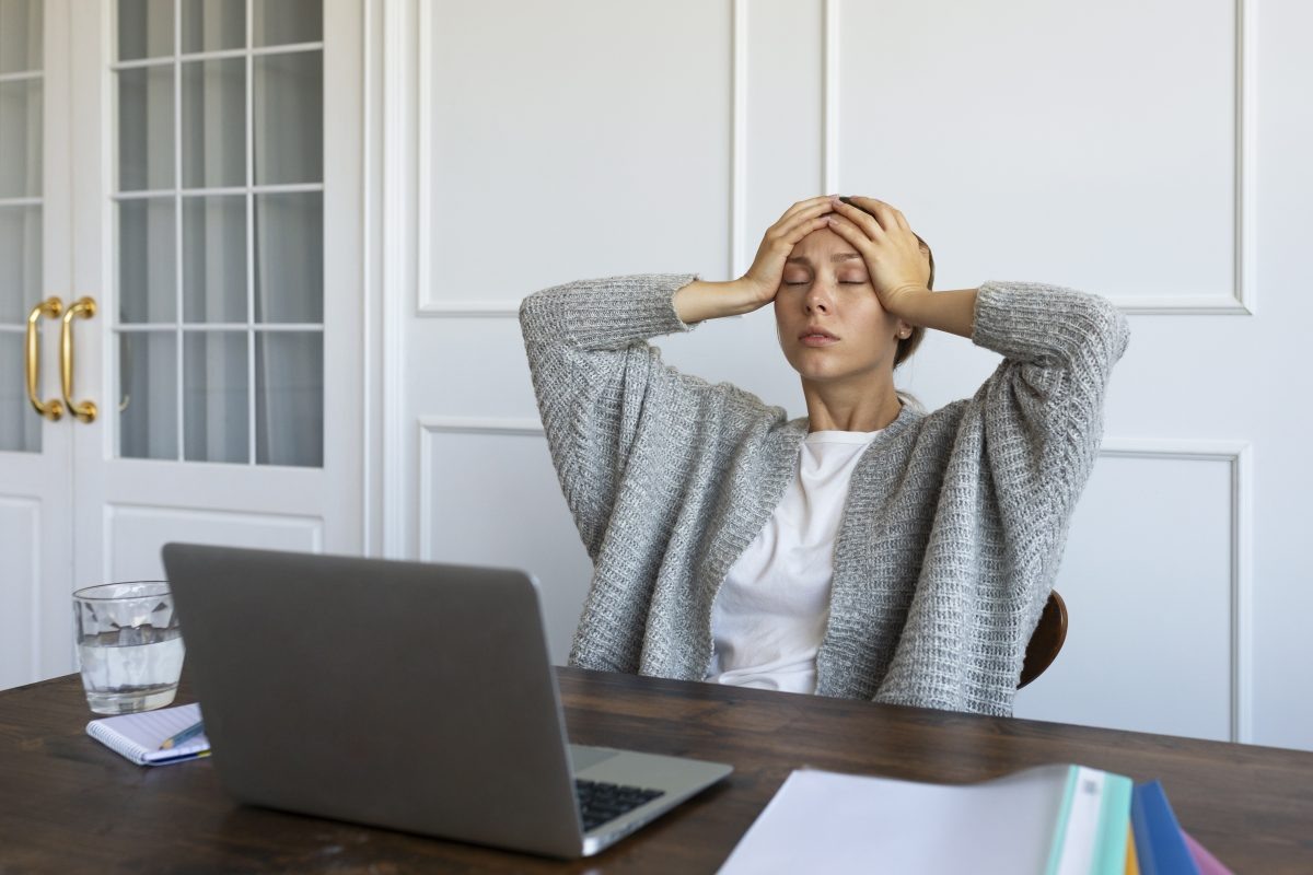    В период магнитных бурь метеозависимые могут страдать от головных болей