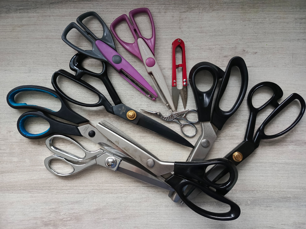 Ножниц у меня много - никах чехлов не хватит )))