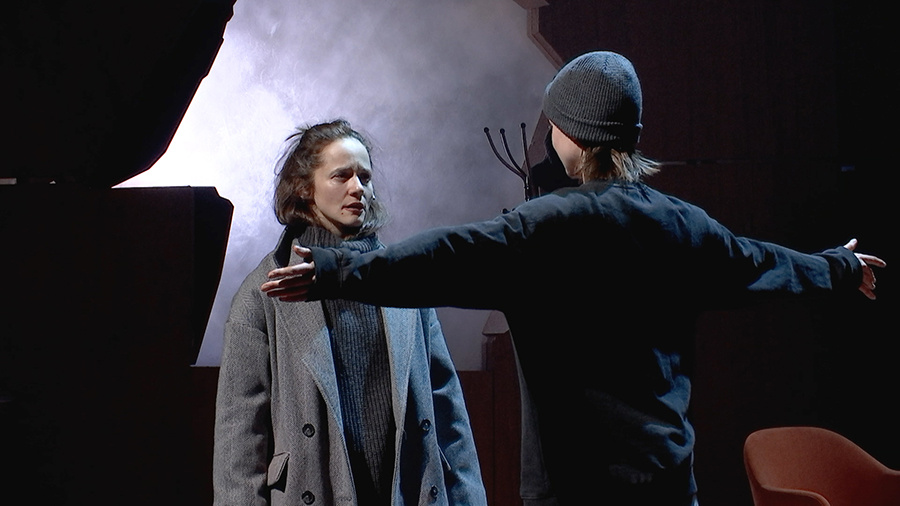    © АО "ТВ Центр"