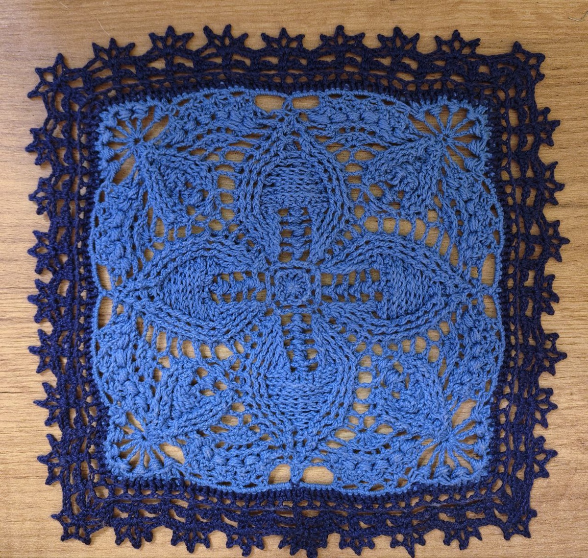 Ниточка ПНК "Ирис", крючок 1.75