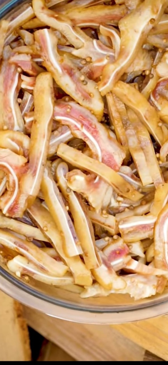 Присыпать можно кунжутом в конце ,по желанию