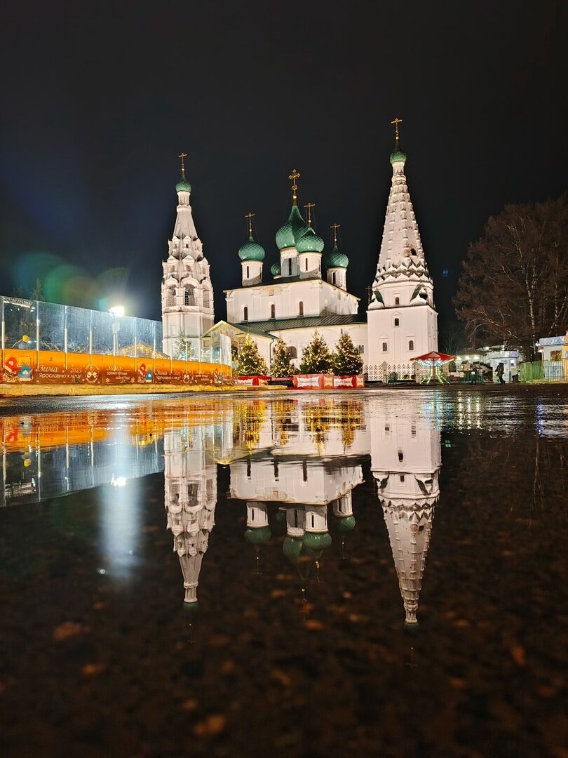 Вот такие в этом году суровые ярославские сугробы