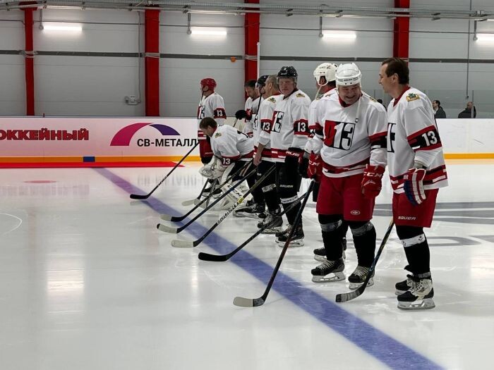    Команда легенд!