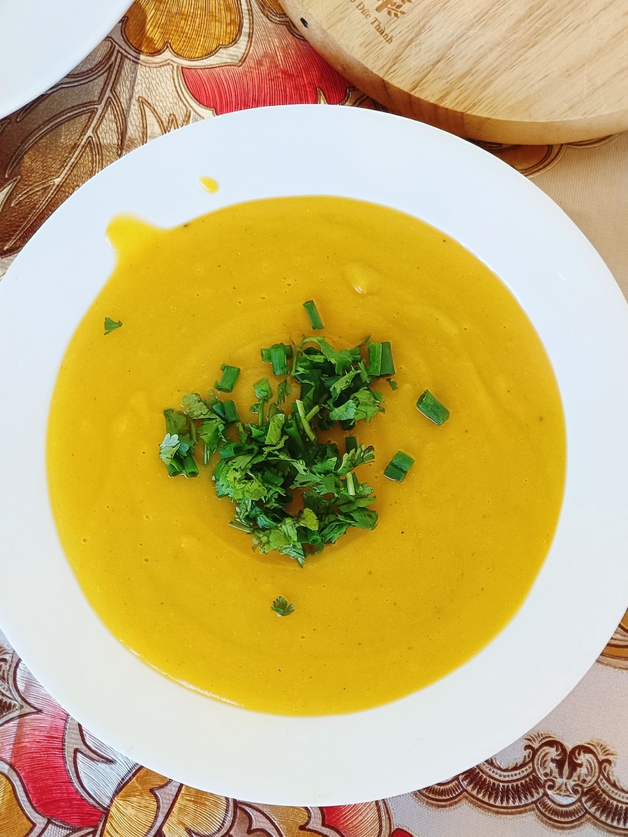 Можно взять любые бобовые, какие у вас есть. У меня был шлифованный маш, с ним суп получился нежным и супер-питательным!