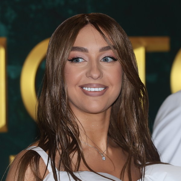     Мари Краймбрери раскроет на стадионном концерте, «Кто такая Мэри»