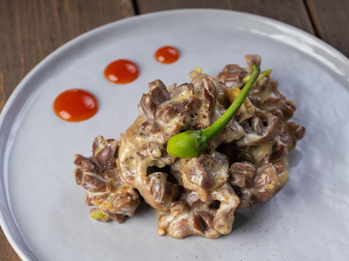    Куриная печень, тушеная со сметаной© Getty Images / Richard Ernest Yap