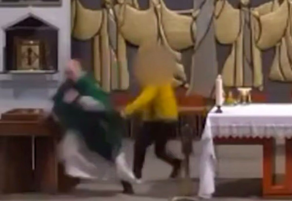     / Источник: Кадр из видео