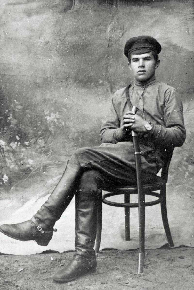 
 19-летний командир полка Чуйков