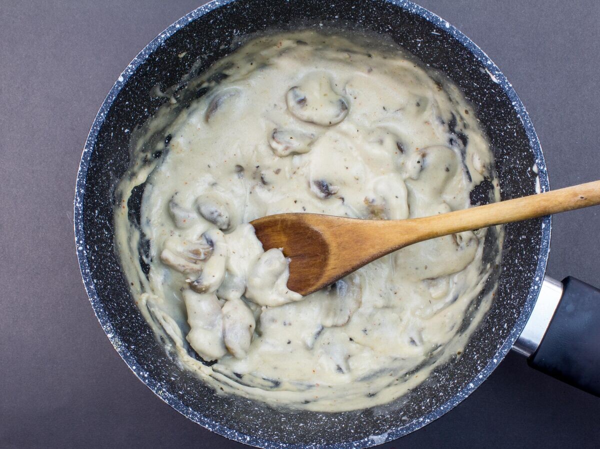    Грибной соус© Getty Images / ToscaWhi