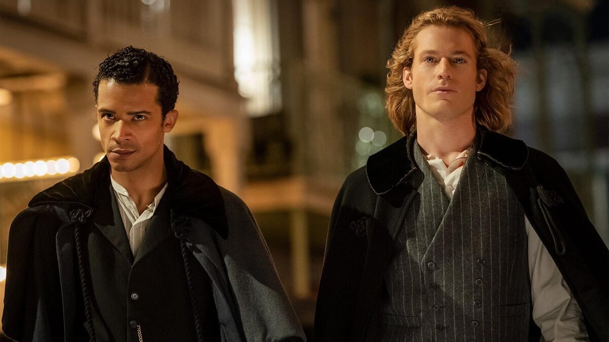 Джейкоб Андерсон в роли Луи и Сэм Рид в роли Лестата