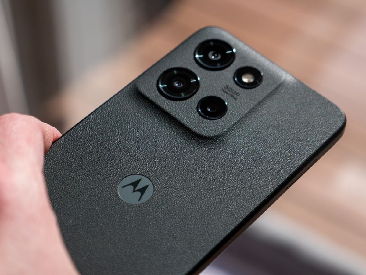    Недорогой и автономный. Первые отзывы о Moto G (2025) в зарубежных СМИ