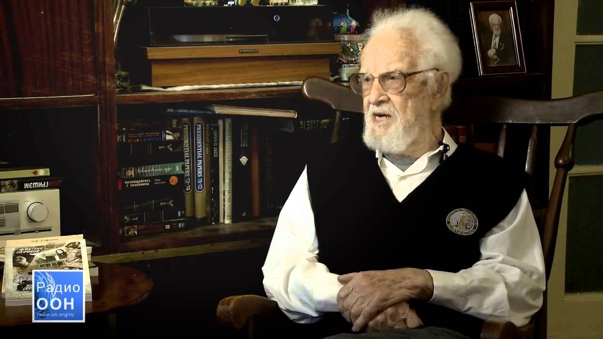 Дмитрий Федорович Сафонов вспоминает, как это было. Взято: Яндекс.Картинки