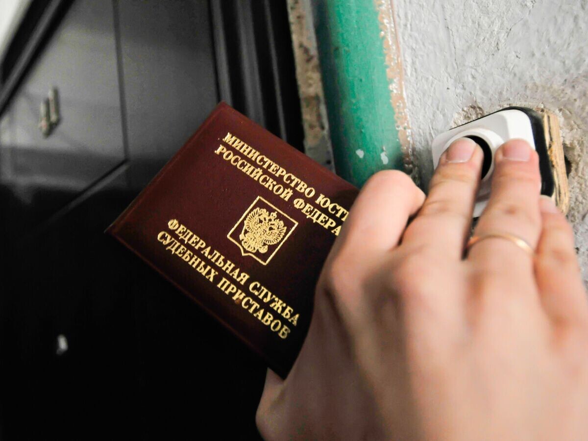    Рейд судебных приставов по проверке имущественного положения должников© РИА Новости / Михаил Мордасов
