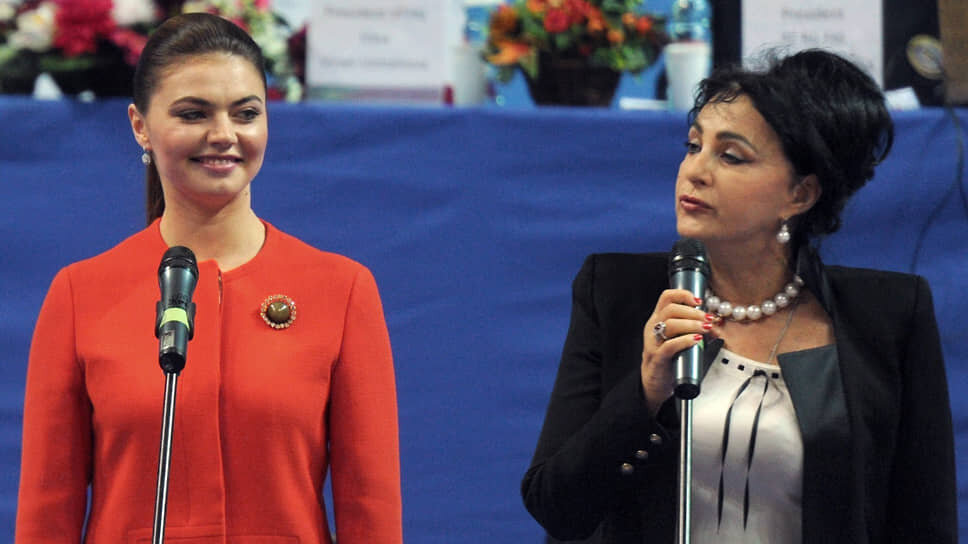 Алина Кабаева (слева) и Ирина Винер в 2013 году.📷Фото: Юрий Мартьянов / Коммерсантъ