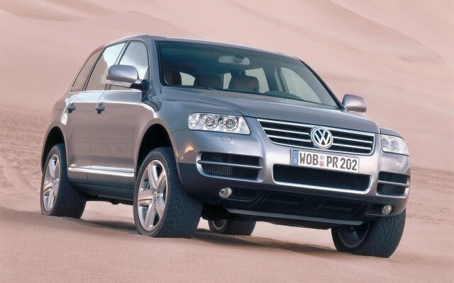 Volkswagen Touareg (7L), 2002 г. (Фото: Volkswagen)