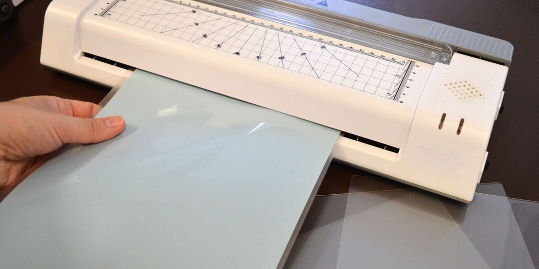 Ламинирование: защита документов и творческие возможности