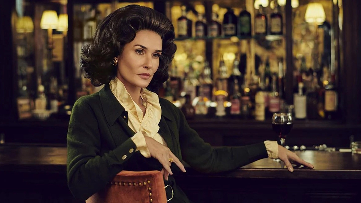 кадр из сериала "Вражда"