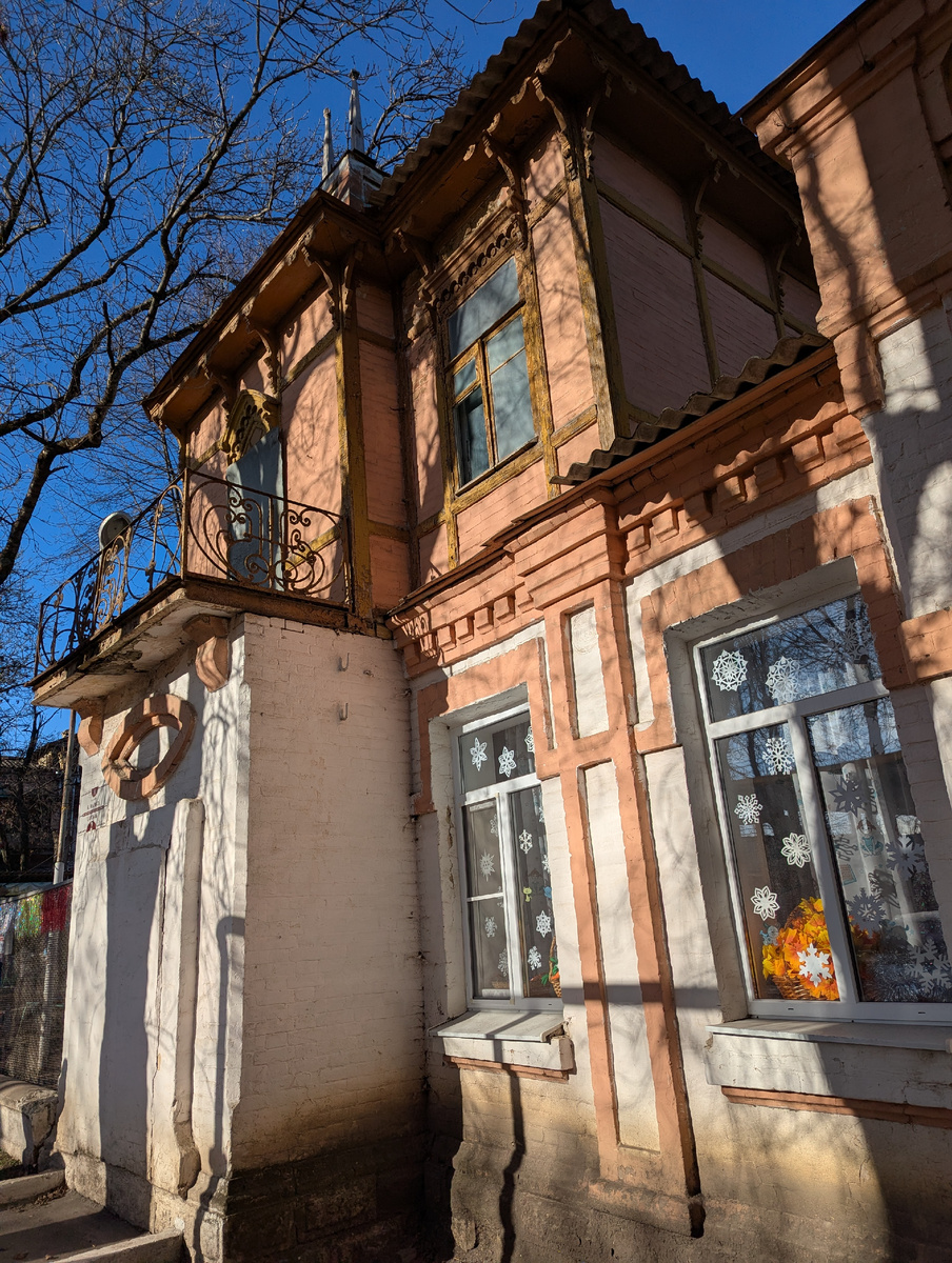 Детский садик по пути