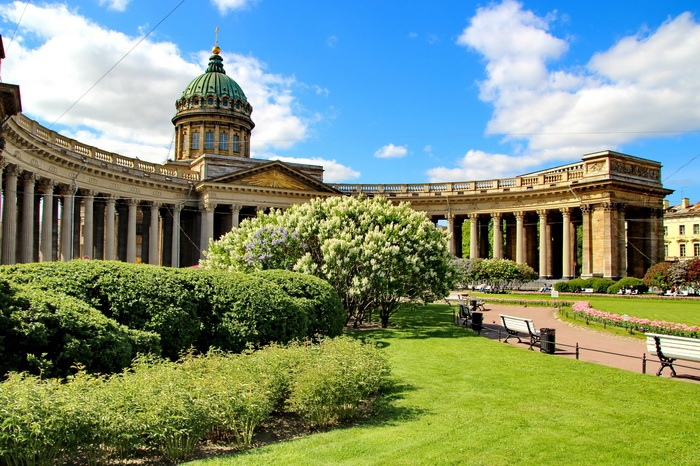 Казанский собор (Собор Казанской иконы Божией Матери),арх. Андрей Никифорович Воронихин