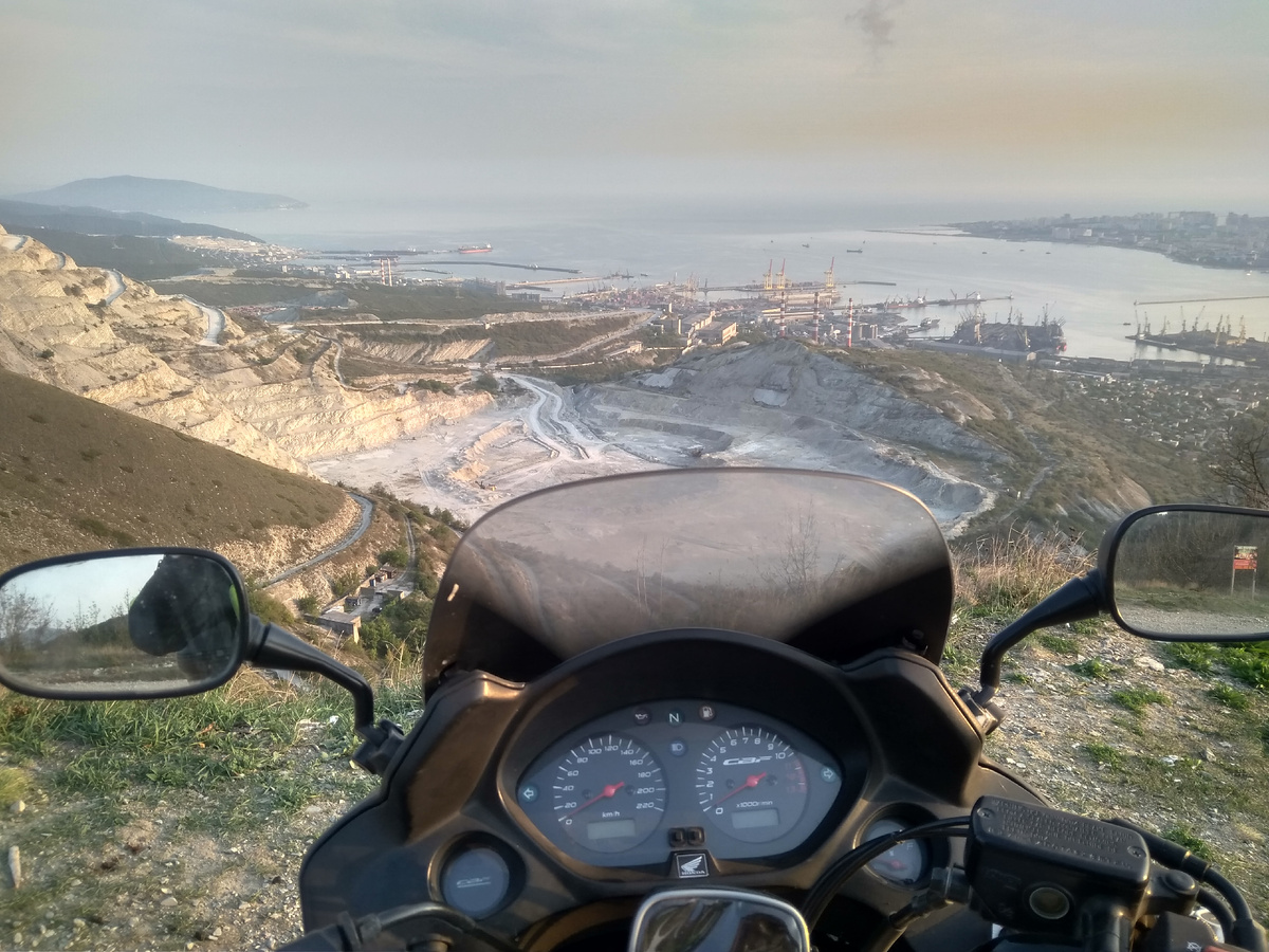 Панорама Цемесской бухты