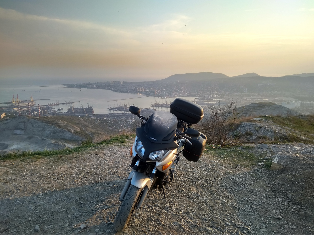 Фото-мото на Маркотхском перевале