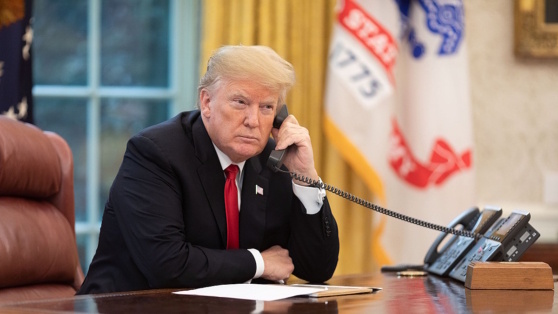    Трамп пообщался с Зеленским по телефону после разговора с Путиным Богдан Герцен