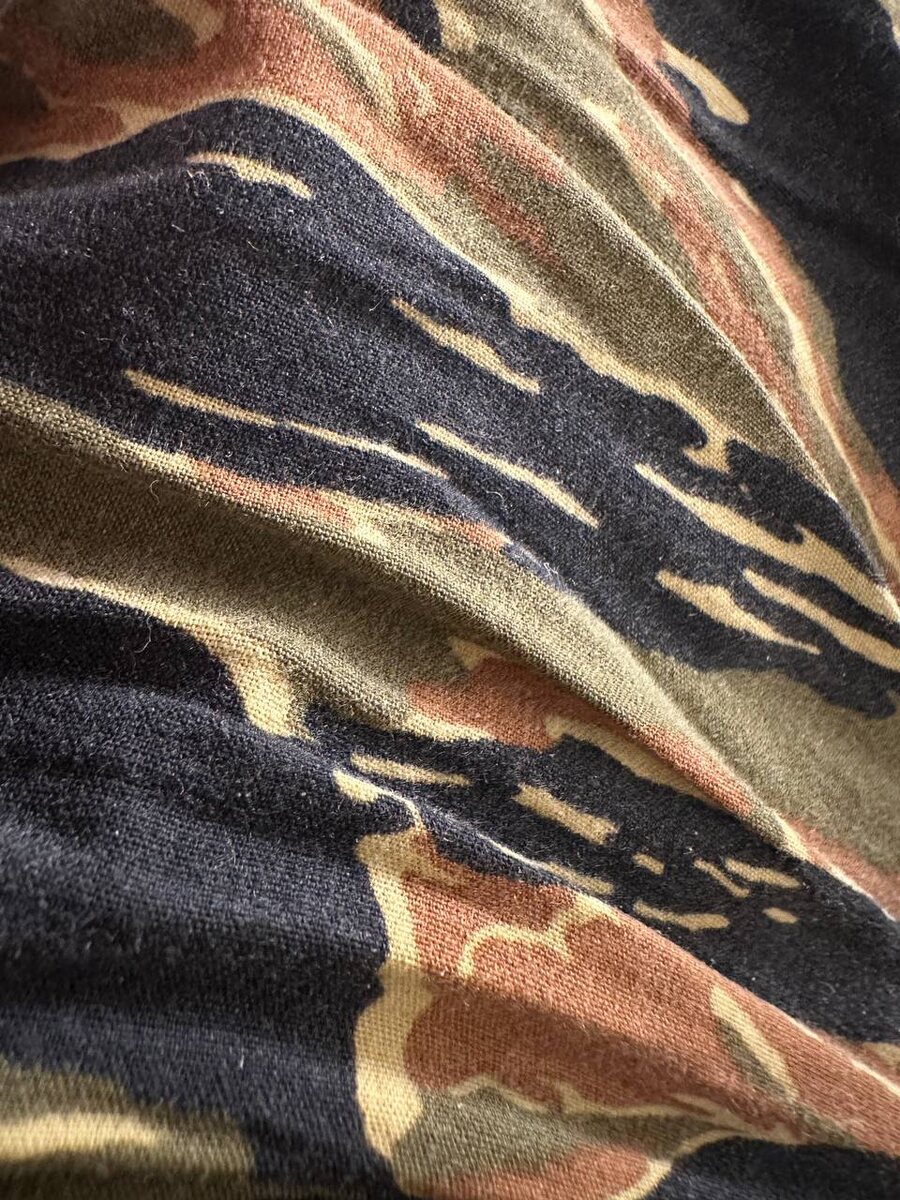 "Ты мой сахар, и в этом соль, Да, любовь - боль, Ведь опасно быть не со мной, Между нами бой, но…"(с) 