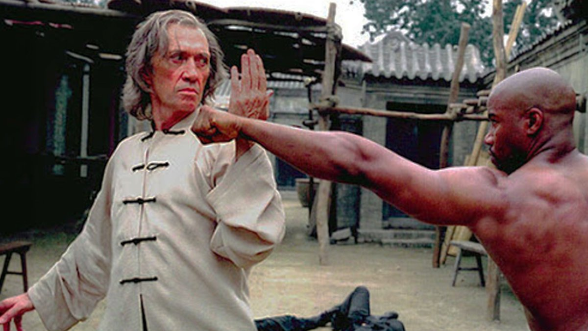 кадр из удалённой сцены