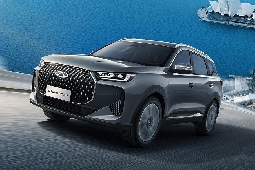    На фото: обновлённый кроссовер Chery Tiggo 7 Plus