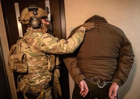    Руководителя штаба антитеррористического центра СБУ и его родителей обвинили в работе на ФСБ