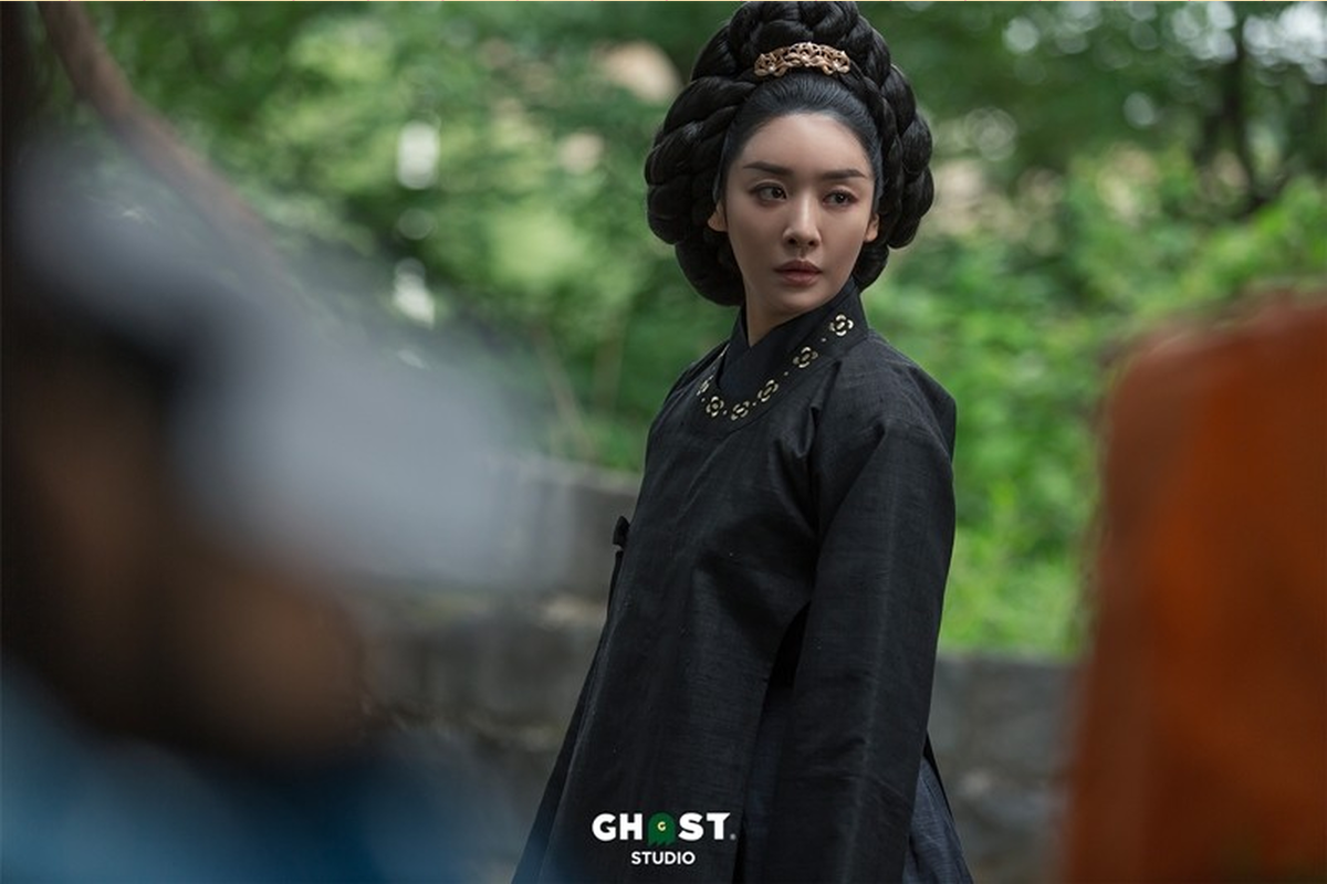     Чха Джу Ён в «Королеве Вонгён»: как актриса перевоплотилась в королеву и покорила зрителей