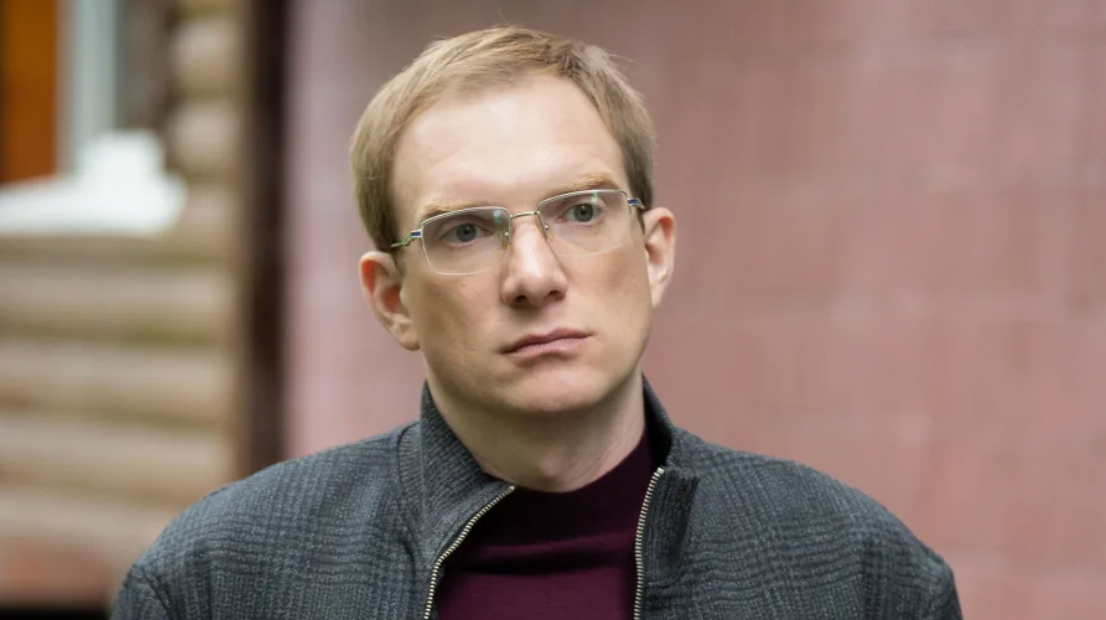 Андрей Бурковский