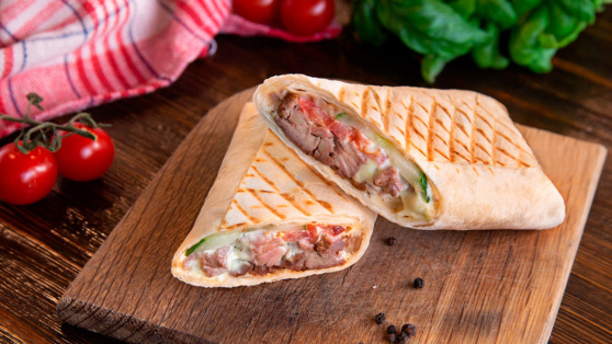    Какой сегодня праздник: 13 февраля – Международный день шаурмы Андрей Бурков