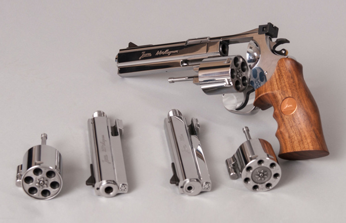 Janz Quick Change Revolver./ Фото: gunsinternational.com