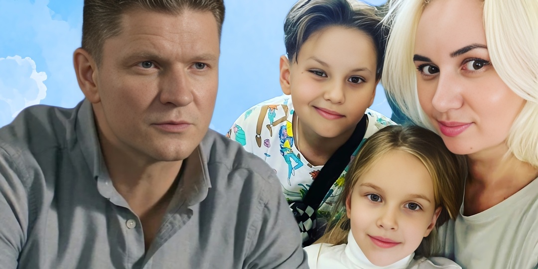 Сергей Жарков: отдых с семьей в Индии, съемки сериала «Первый отдел 5», получение наград и проекты в производстве