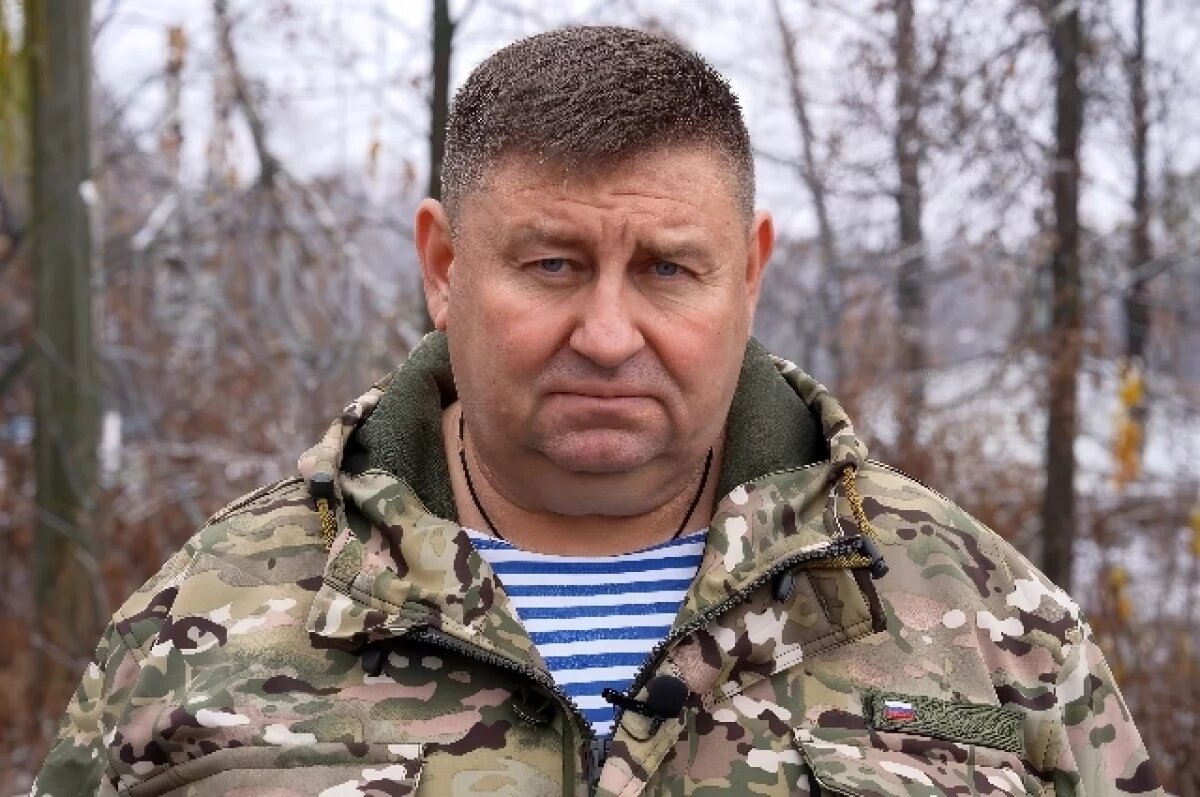    Монтаж памятника Сергею Ефремову на территории Уссурийского суворовского военного училища был одобрен руководством учебного заведения