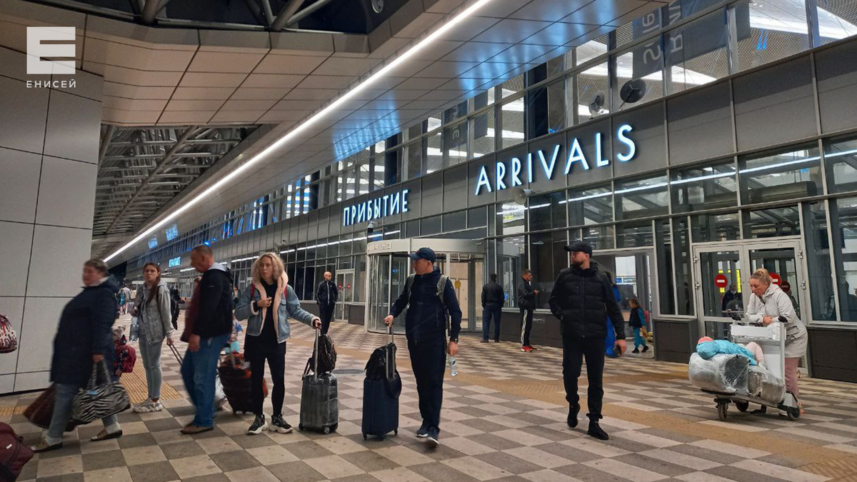     Пассажиропоток аэропорта Красноярска вырос на 6 % в январе