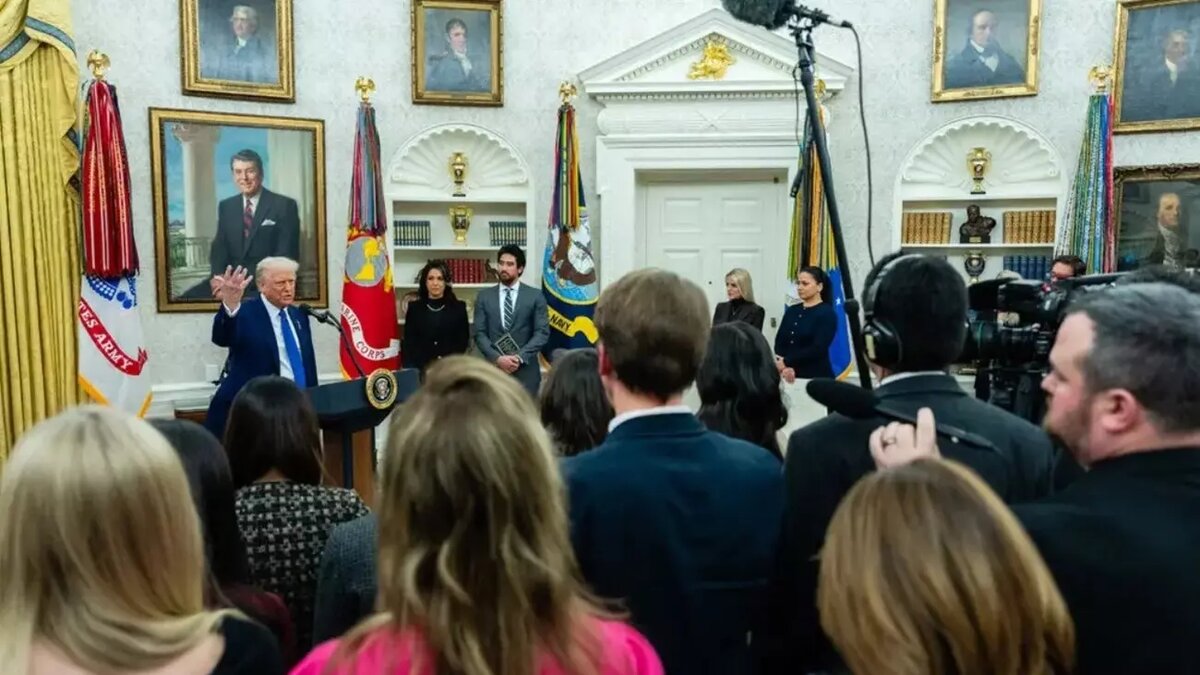 Что увидели СМИ в заявлениях Трампа? Автор: Eric Lee. Источник: The New York Times