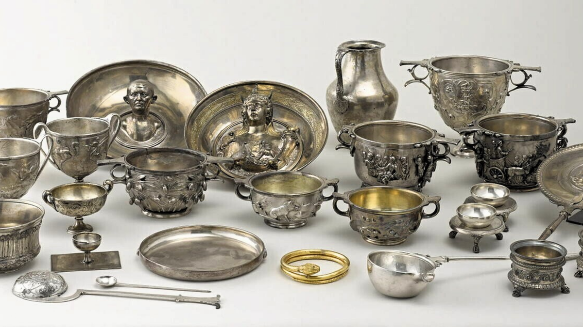 «Сокровище Боскореале» (Италия) хранится в Лувре (Франция) 