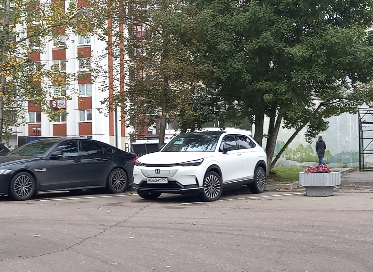 Средневзвешенная цена легкового автомобиля с пробегом по итогам 2024 года выросла и достигла 1,18 млн рублей.