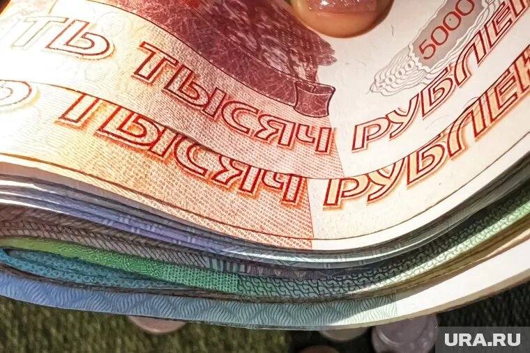 Начальник ГКУ «Противопожарная служба Тюменской области" зарабатывал в месяц 294 тысячи. Фото: Екатерина Сычкова © URA.RU