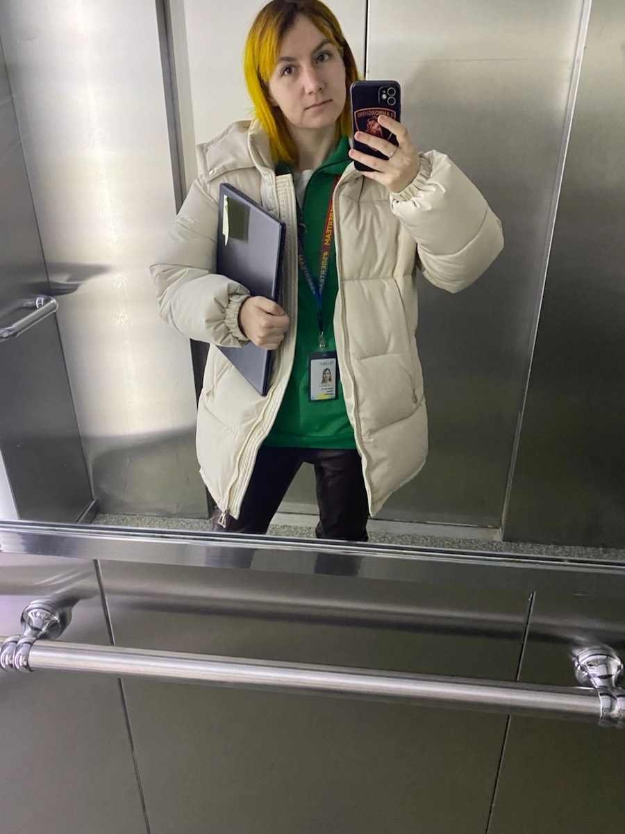 Чтобы настроить ноут нужно его покатать на лифте